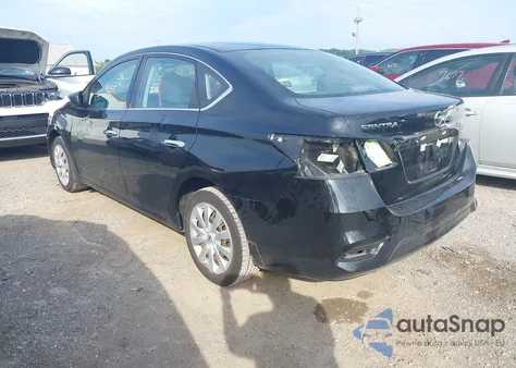 2018 Nissan Sentra S z USA, uszkodzony, nr VIN 3N1AB7AP7JY318078